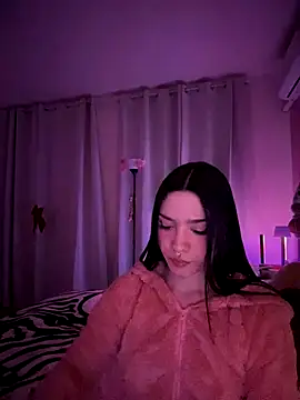 ShannonShanny online show from 12-15-25, 07:52