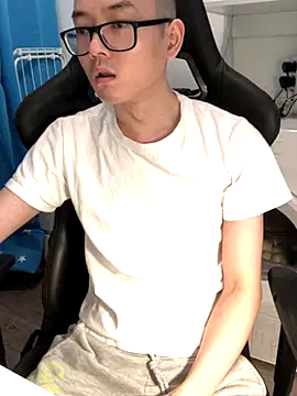 wangjian2324 online show from 11-22-25, 12:15