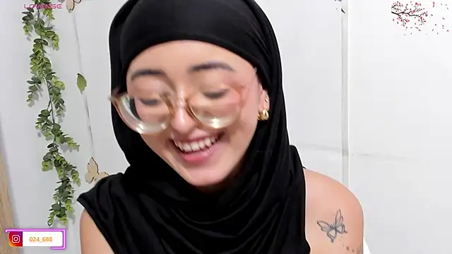 Snapshot of aysel_elid chatting on 05-27-26, 09:22 aysel elid online show from 05-27-26, 09:22
