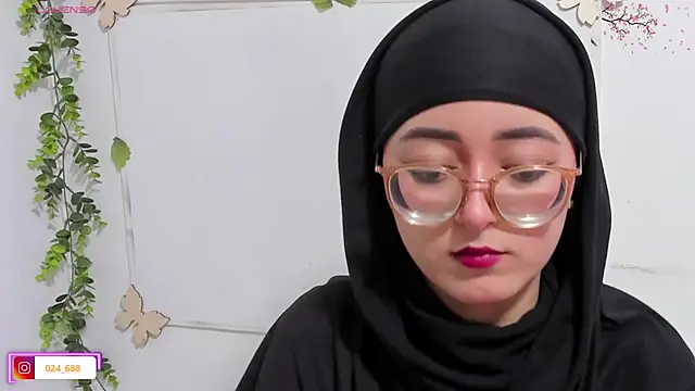 Snapshot of aysel_elid chatting on 10-01-25, 09:40 aysel elid online show from 10-01-25, 09:40