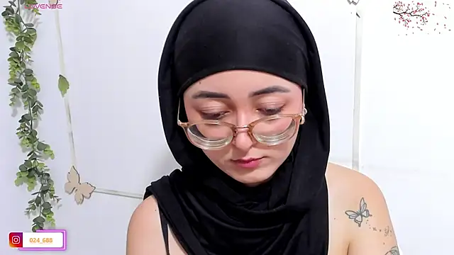 Snapshot of aysel_elid chatting on 05-16-26, 10:09 aysel elid online show from 05-16-26, 10:09