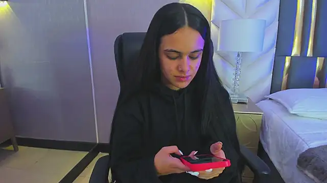 ChloeHarper  online show from 02-07-26, 11:40