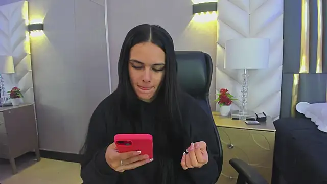 ChloeHarper  online show from 03-28-26, 11:55