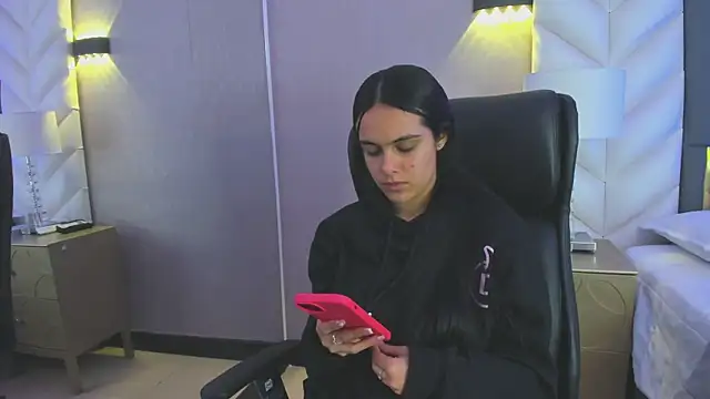 ChloeHarper  online show from 01-17-26, 11:47