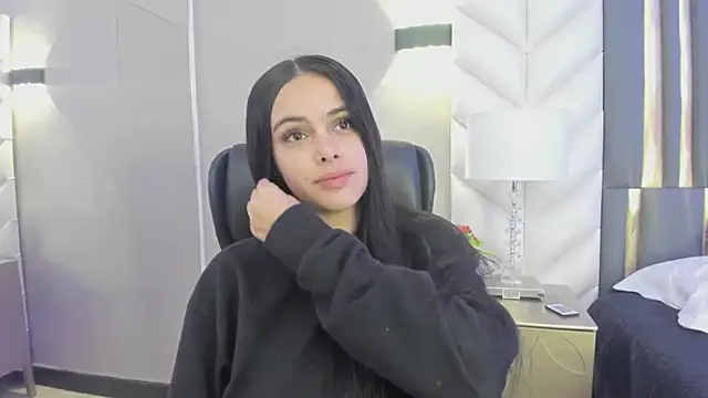 ChloeHarper  online show from 03-24-26, 02:06