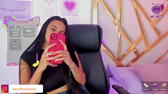 ChloeHarper  online show from 11-21-25, 06:51