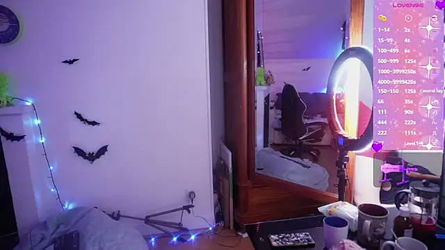  Yummy Girl  online show from 10-11-25, 08:48