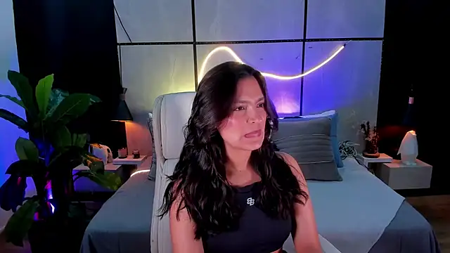 Gia Mazzon online show from 09-24-25, 04:46