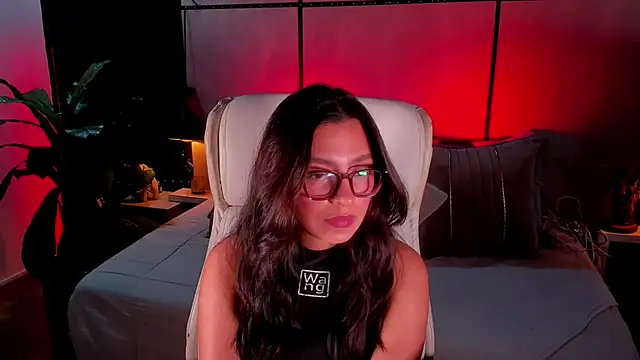 Gia Mazzon online show from 03-11-26, 06:13