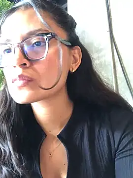 Gia Mazzon online show from 04-16-26, 04:41