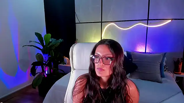 Gia Mazzon online show from 12-03-25, 03:22