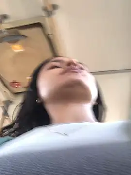 Gia Mazzon online show from 03-19-25, 01:40