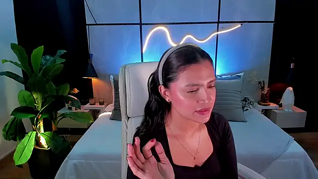 Gia Mazzon online show from 09-08-25, 04:50