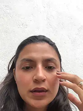 Gia Mazzon online show from 04-24-26, 02:41