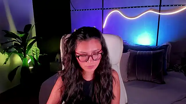 Gia Mazzon online show from 02-11-26, 03:56