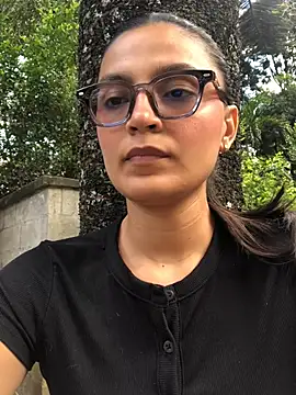 Snapshot of Gia_Mazzon chatting on 06-16-26, 04:40 Gia Mazzon online show from 06-16-26, 04:40