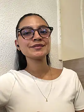 Snapshot of Gia_Mazzon chatting on 07-06-26, 06:54 Gia Mazzon online show from 07-06-26, 06:54