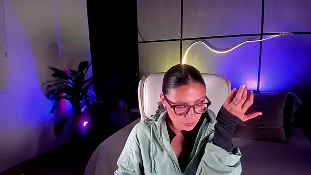 Gia Mazzon online show from 02-05-26, 03:52