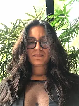 Gia Mazzon online show from 04-15-26, 08:20