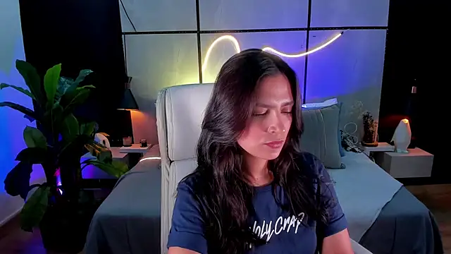 Gia Mazzon online show from 09-17-25, 04:31