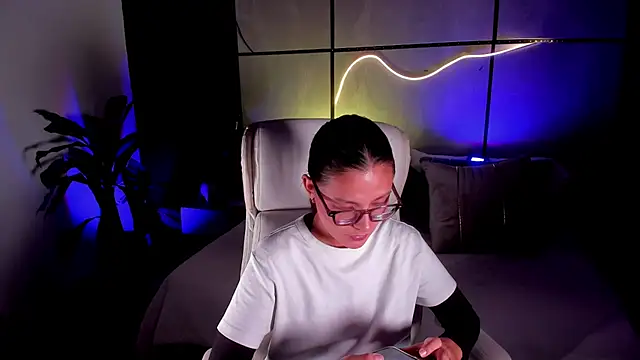 Gia Mazzon online show from 02-02-26, 03:55