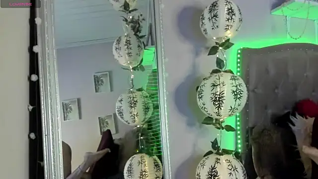 Pandorakarl online show from 11-30-25, 06:47