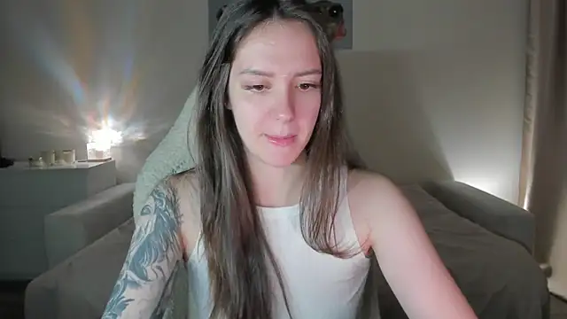 Snapshot of Sonia_moon_ chatting on 10-04-25, 02:35 Sonia moon online show from 10-04-25, 02:35