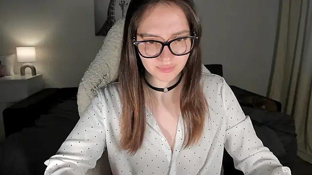 Snapshot of Sonia_moon_ chatting on 03-14-25, 04:32 Sonia moon online show from 03-14-25, 04:32