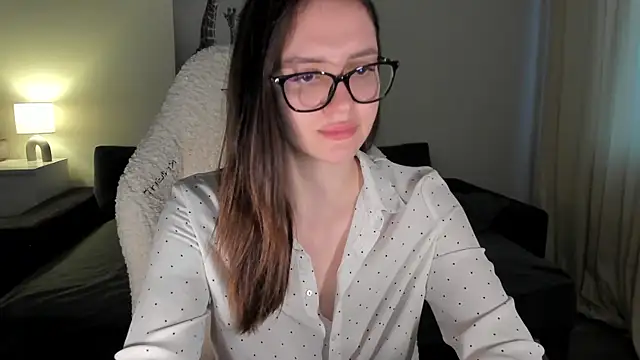 Snapshot of Sonia_moon_ chatting on 03-03-25, 05:16 Sonia moon online show from 03-03-25, 05:16