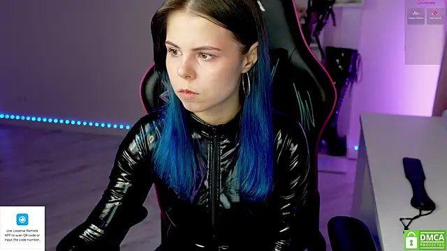 Latex Kitty online show from 01-10-26, 02:34