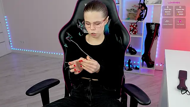 Latex Kitty online show from 06-16-26, 03:12