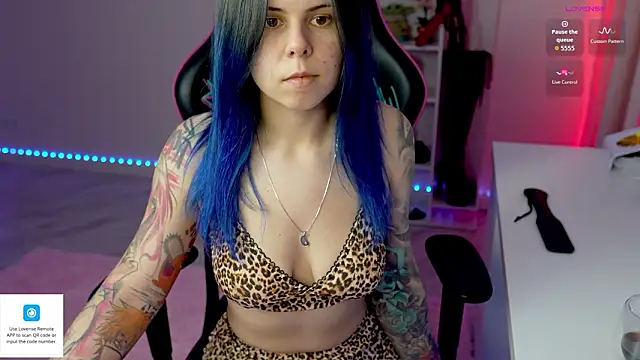 Latex Kitty online show from 02-25-26, 03:34