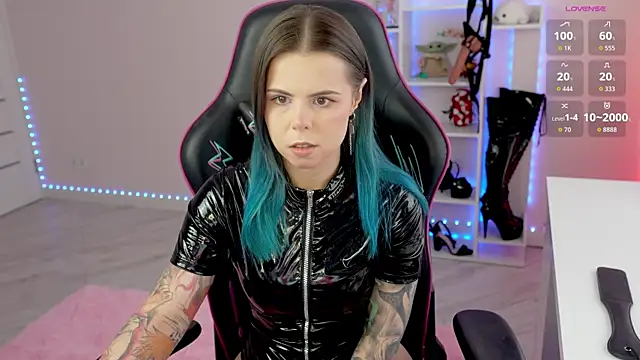 Latex Kitty online show from 04-09-26, 01:28