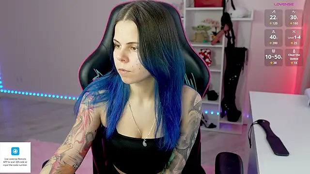 Latex Kitty online show from 02-24-26, 02:07