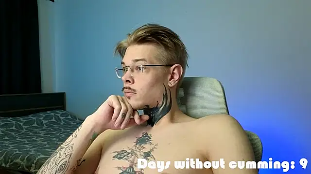 DENIS HERE online show from 04-28-26, 02:21
