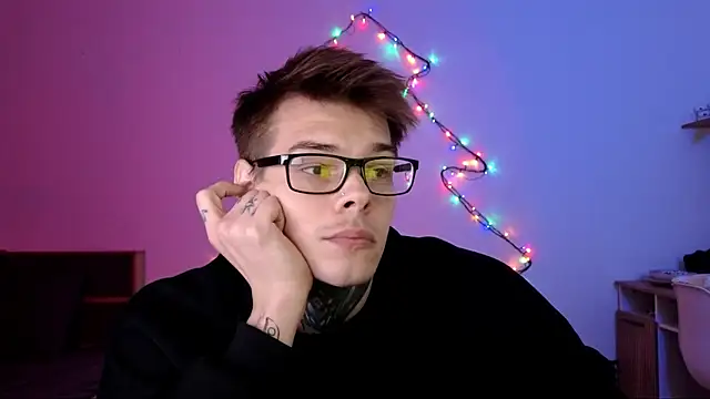 DENIS HERE online show from 12-01-25, 10:10