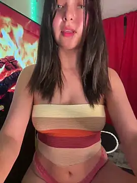 Snapshot of FoxyMx chatting on 12-06-24, 02:18 FoxyMx online show from 12-06-24, 02:18