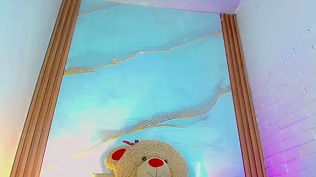 CoralineSweett online show from 11-14-25, 08:01