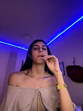 Snapshot of cristel_17 chatting on 12-08-24, 05:11 cristel 17 online show from 12-08-24, 05:11
