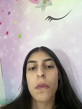 Snapshot of cristel_17 chatting on 01-06-25, 01:31 cristel 17 online show from 01-06-25, 01:31