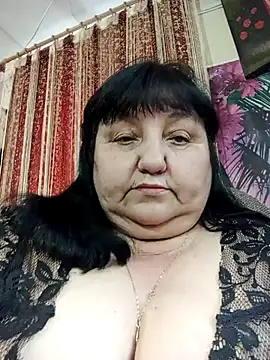 Snapshot of Nezsbudka chatting on 04-07-26, 02:52 Nezsbudka online show from 04-07-26, 02:52