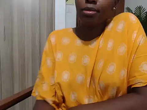 Snapshot of black___ghodess chatting on 10-14-25, 07:36 black   ghodess online show from 10-14-25, 07:36