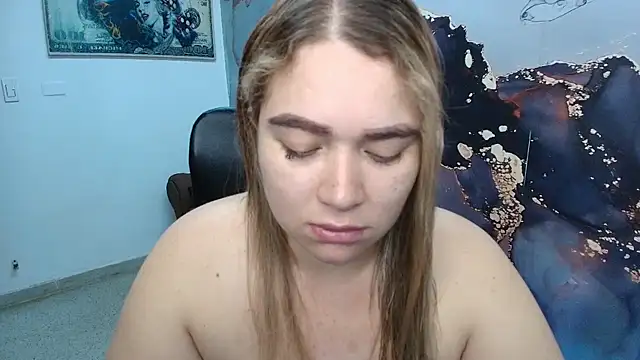 Snapshot of meliboobs_ chatting on 09-08-25, 11:04 meliboobs online show from 09-08-25, 11:04