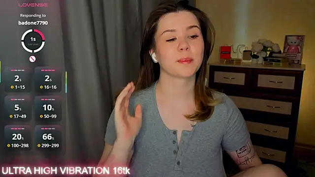 cutie mili online show from 05-02-26, 10:53