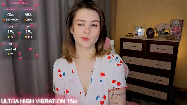 cutie mili online show from 12-05-25, 07:51