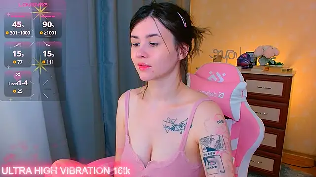 cutie mili online show from 09-24-25, 07:04