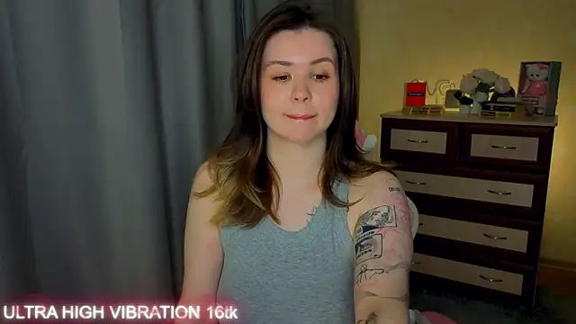 cutie mili online show from 06-04-26, 01:38