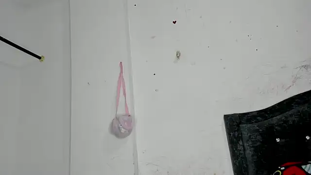 Snapshot of fridasr_3 chatting on 07-01-26, 01:11 fridasr 3 online show from 07-01-26, 01:11