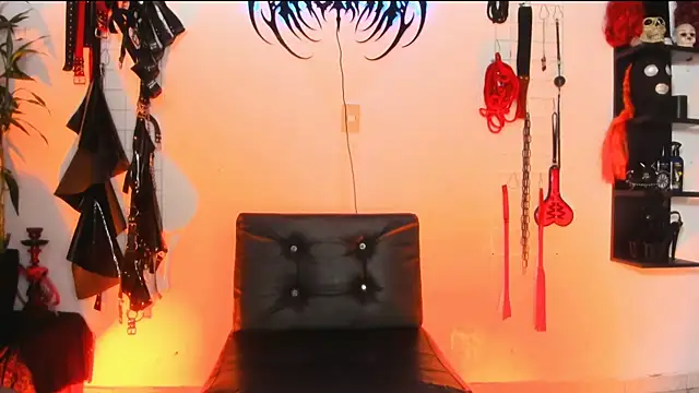 irregular fetish  online show from 07-08-26, 09:04