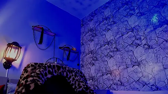 Snapshot of irregular_fetish_ chatting on 02-26-25, 02:19 irregular fetish online show from 02-26-25, 02:19